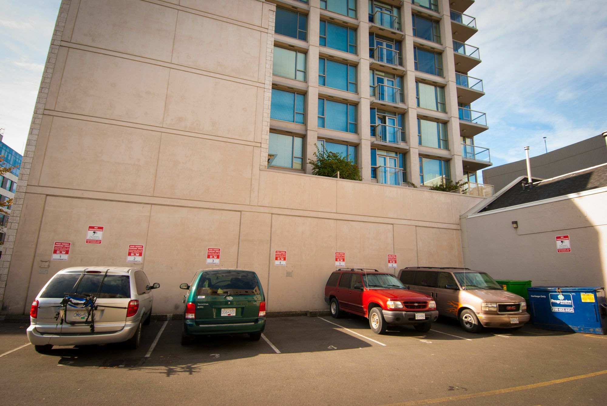 Ocean Island Inn | Backpackers | Suites Victoria Exterior photo